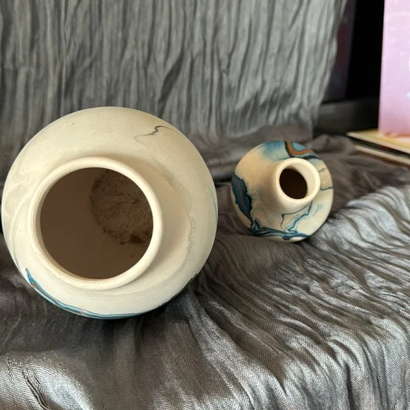 Vintage Nemadji Pottery. Set Of Two - Picture 7 of 12